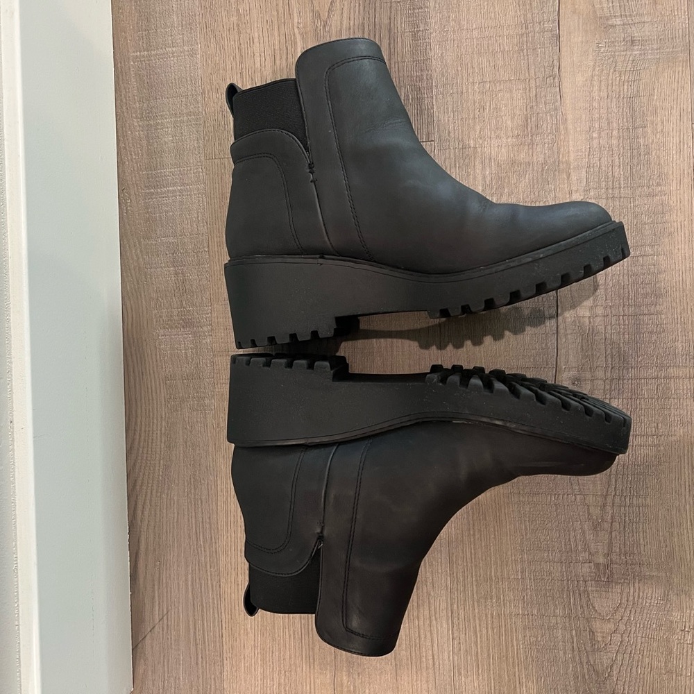 Black Slip On Ankle Boots Size 9.5